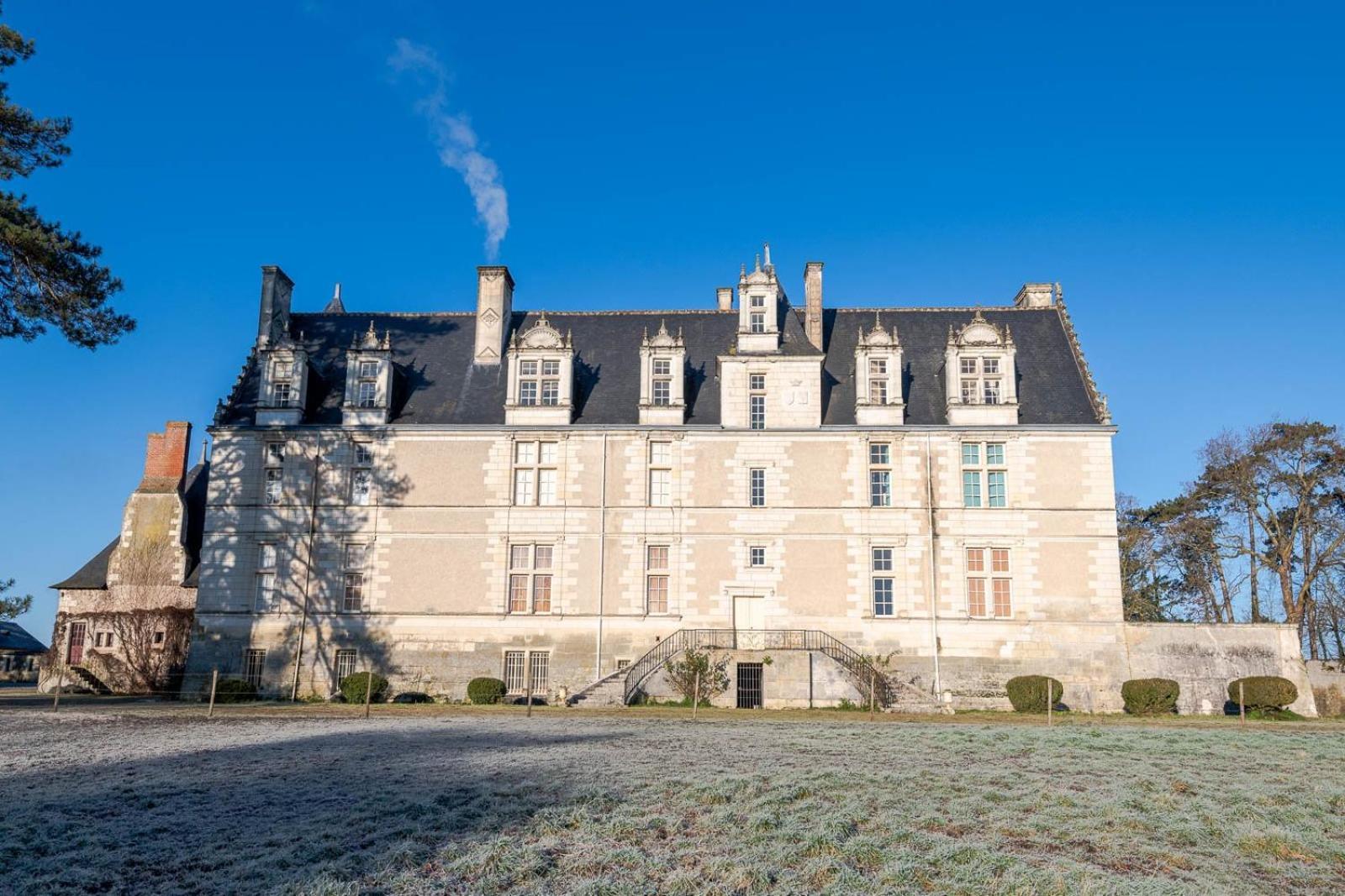 16Th Century Hunting Lodge - Chateau De Nitray Athee-sur-Cher Exterior photo